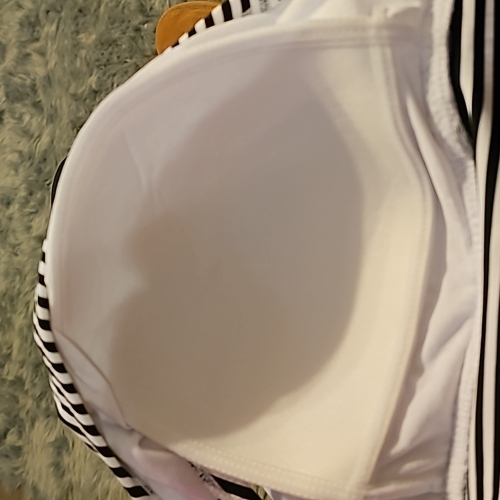 Womens black and white plus sz 3X (24w-26) Nwots!!!Embrace your curves - Picture 7 of 7